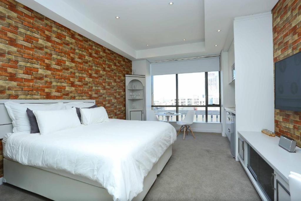 Sandton Skye * Johannesburg